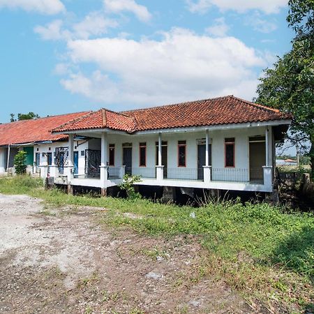 Spot On 92832 Al Mahira Syariah Otel Majalengka Dış mekan fotoğraf