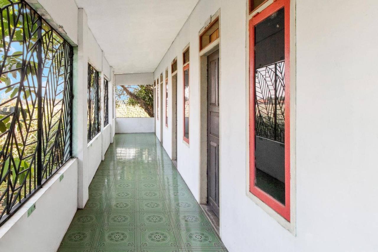 Spot On 92832 Al Mahira Syariah Otel Majalengka Dış mekan fotoğraf