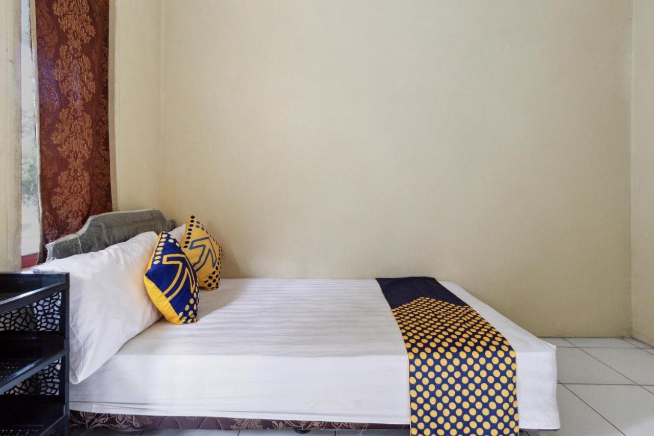 Spot On 92832 Al Mahira Syariah Otel Majalengka Dış mekan fotoğraf