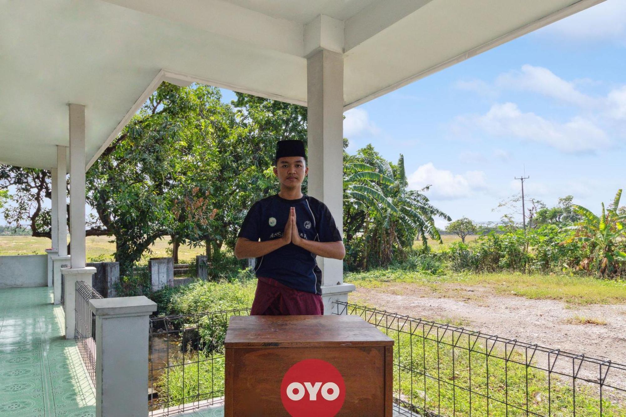 Spot On 92832 Al Mahira Syariah Otel Majalengka Dış mekan fotoğraf